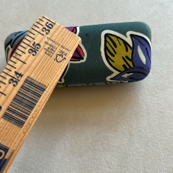 Vera‎ Bradley Green and Pink Floral Glasses Case / Sun Glasses Accessories - Picture 7 of 7